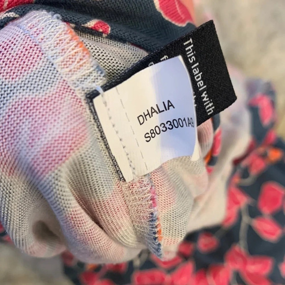 Diane Von Furstenberg Dhalia 100% silk floral pink romper size 6 - Picture 7 of 8